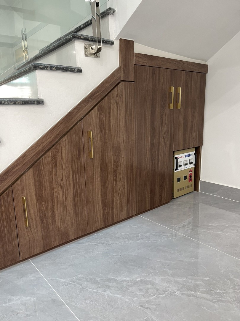 tủ gầm cầu thang nhựa zukoplast